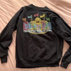 Disneyland crewneck sweatshirt